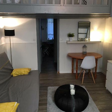 Studio Avec Mezzanine A 5 Min Des Arenes Et De La Gare Otel Nîmes Dış mekan fotoğraf