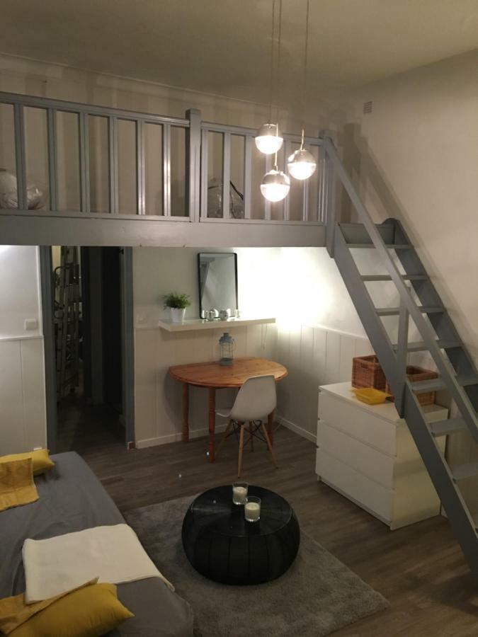 Studio Avec Mezzanine A 5 Min Des Arenes Et De La Gare Otel Nîmes Dış mekan fotoğraf